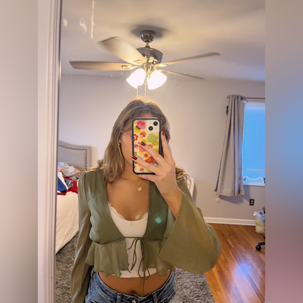 Green Long Sleeve Blouse
